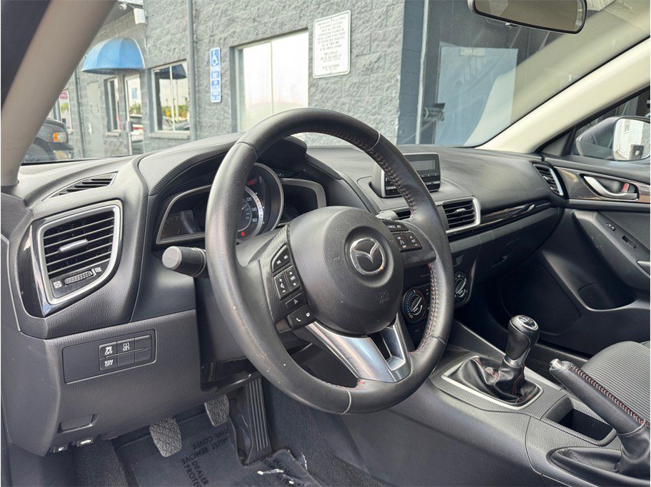 Used 2014 MAZDA MAZDA3 i Touring image 21