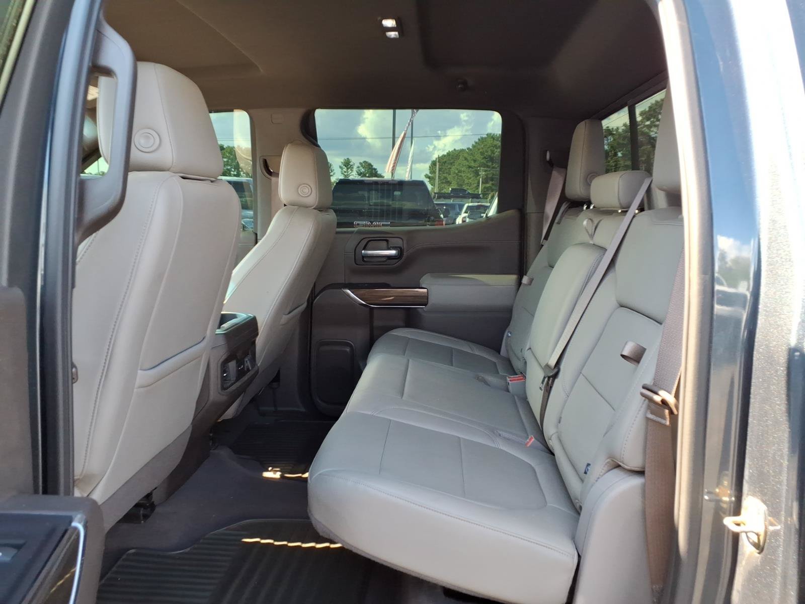 Used 2020 Chevrolet Silverado 1500 RST w/ Texas Edition AWD/4WD image 21