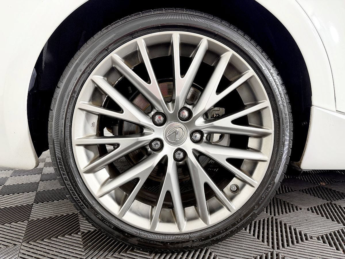 Used 2014 Lexus IS 250 w/ Luxury Package w/Gray Wood RWD image 24