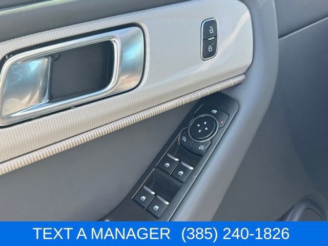 Used 2025 Ford Explorer Active image 20