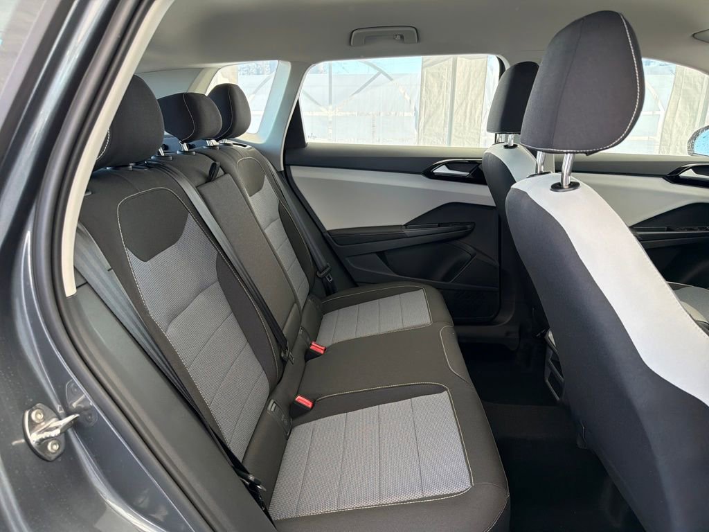 New 2026 Volkswagen Taos S image 31