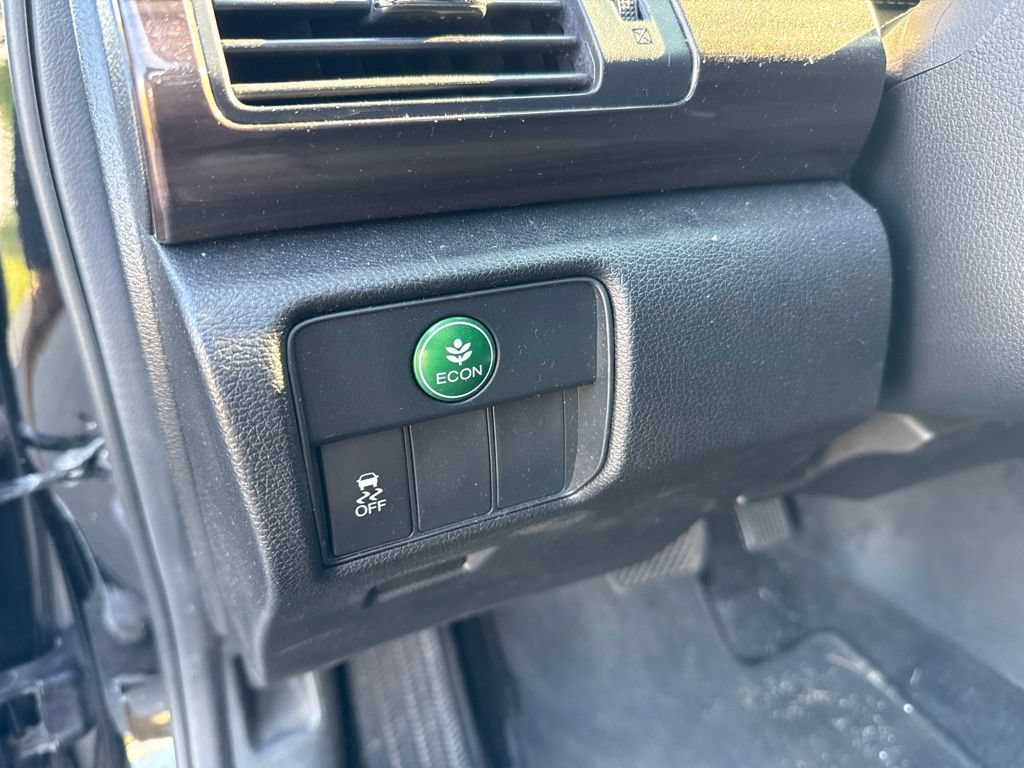 Used 2016 Honda Accord EX image 18