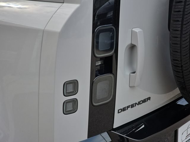 New 2026 Land Rover Defender 110 S AWD/4WD image 23