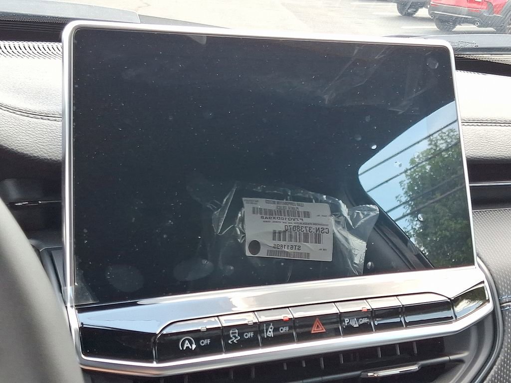 New 2025 Jeep Compass Limited w/ Sun & Sound Group image 13