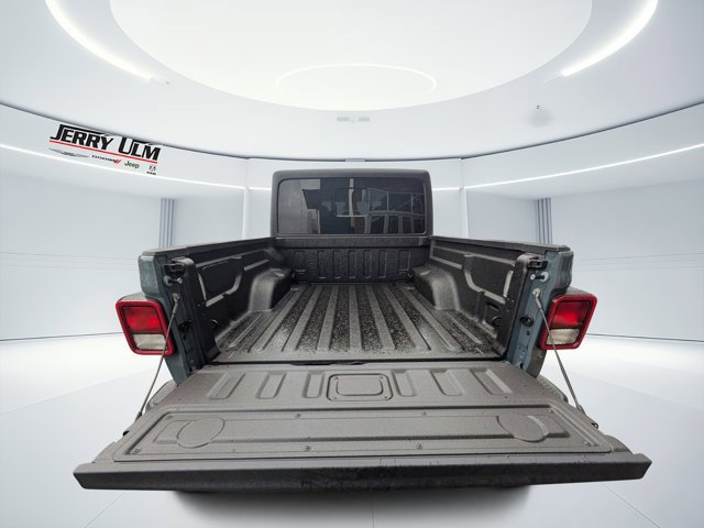New 2025 Jeep Gladiator Sport image 10