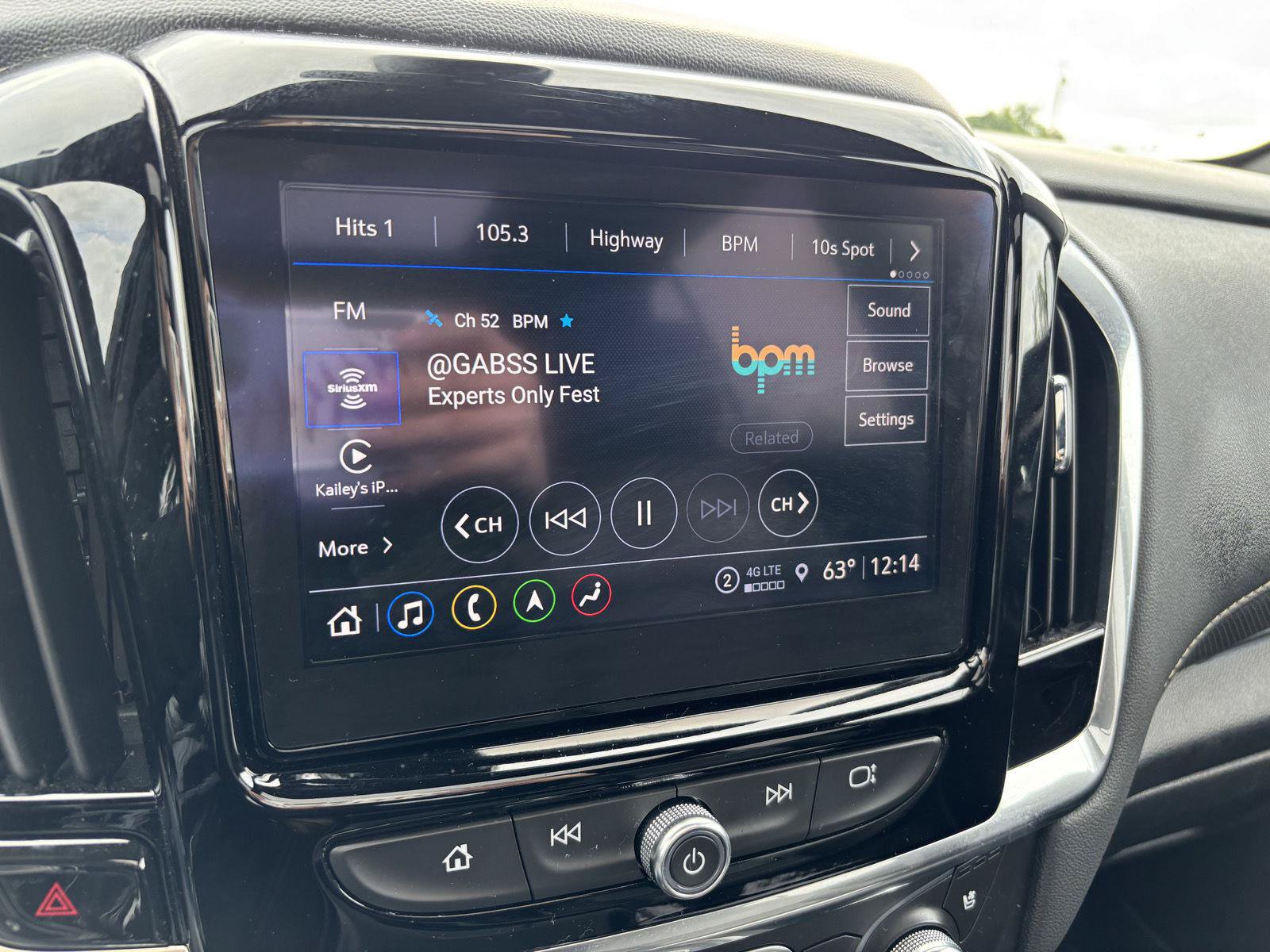 Used 2023 Chevrolet Traverse Premier w/ Redline Edition AWD/4WD image 27