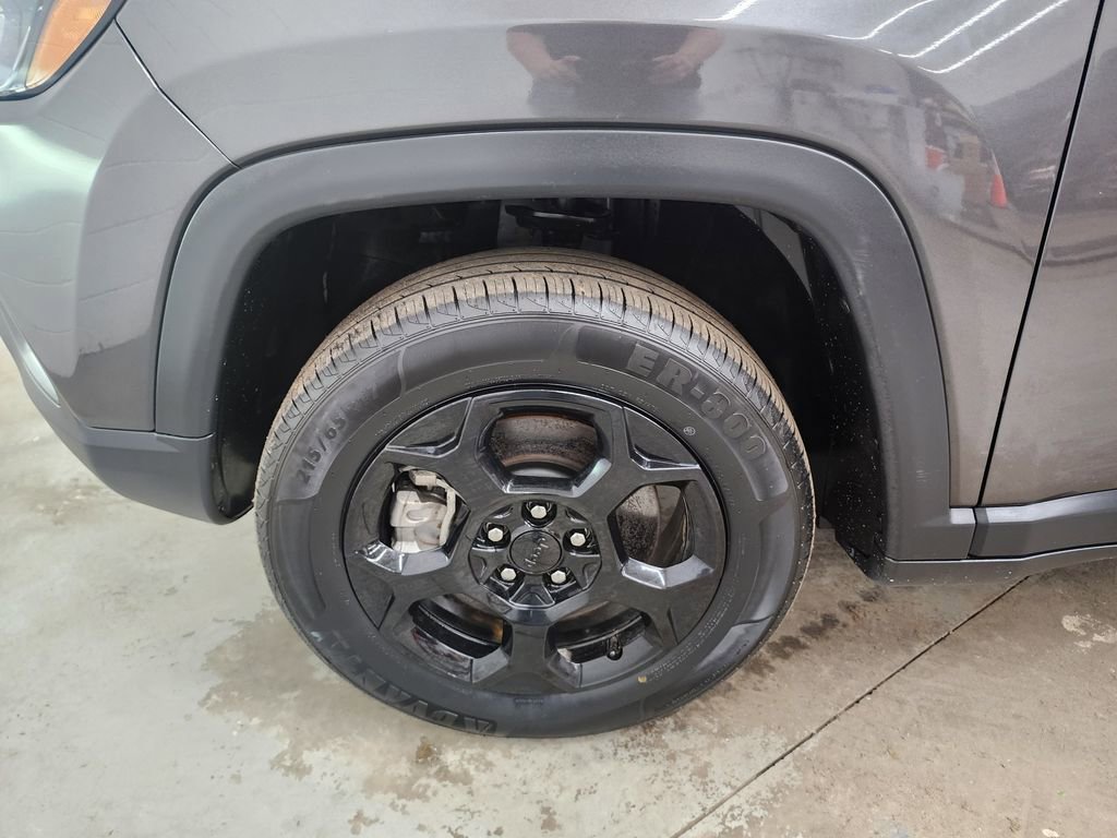 Used 2023 Jeep Compass Trailhawk image 34