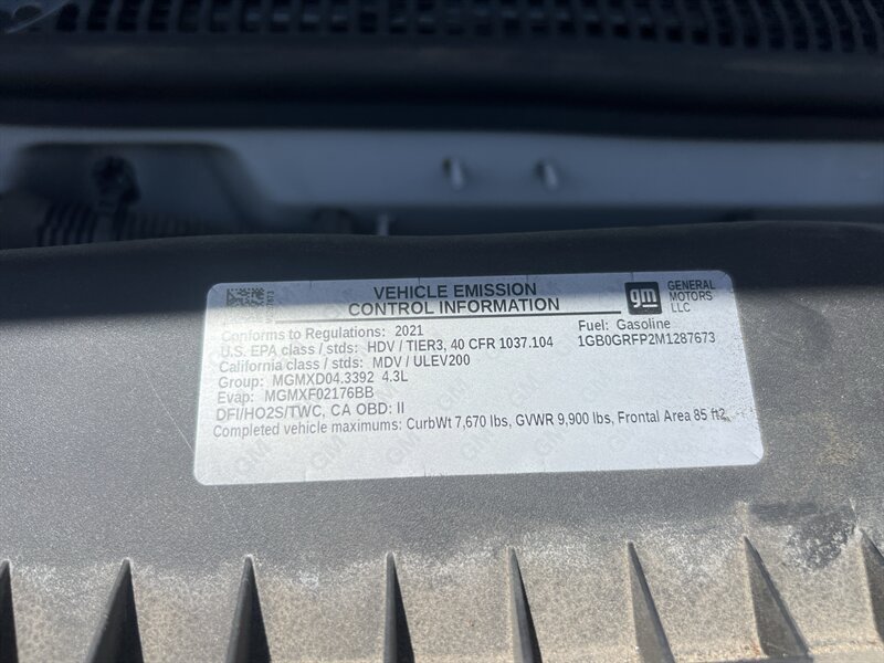 Used 2021 Chevrolet Express 3500 w/ Power Convenience Package RWD image 17