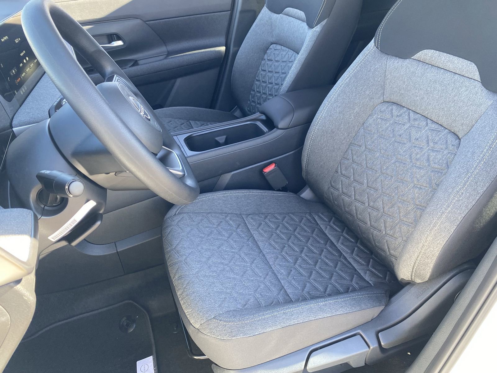 New 2026 Nissan Kicks SV FWD image 21