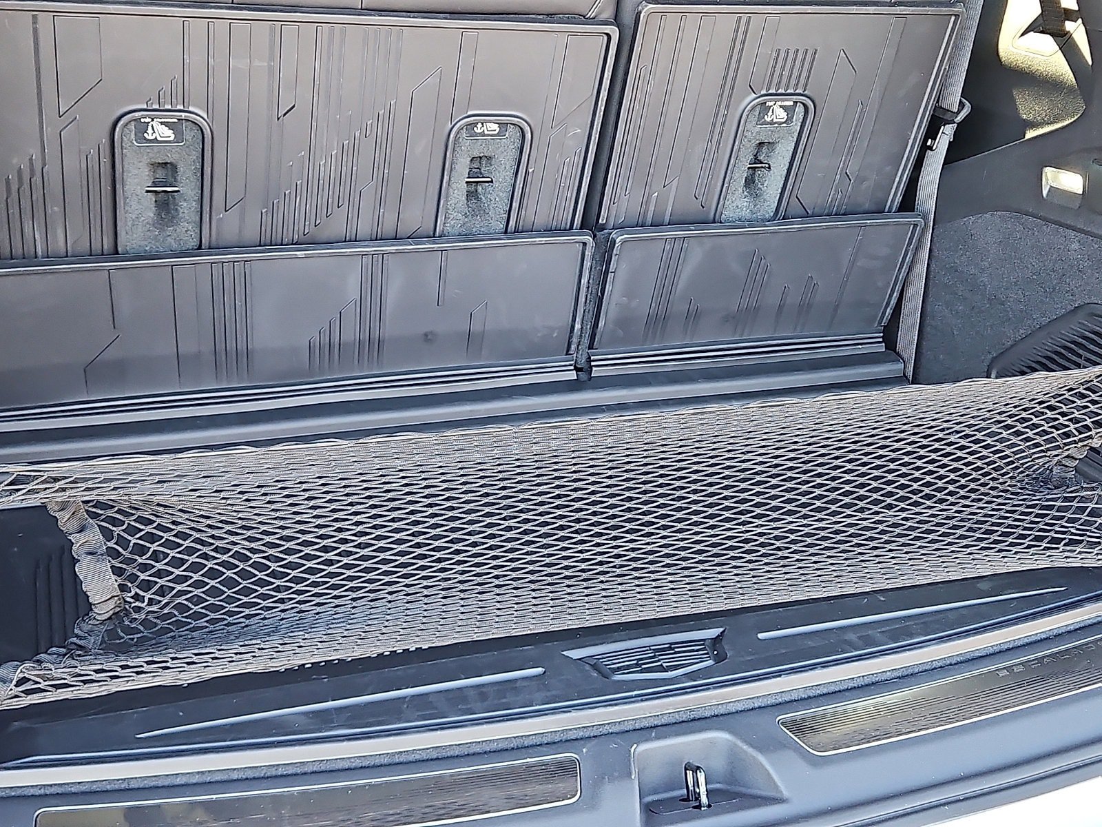 New 2026 Cadillac Escalade IQL Sport 1 w/ LPO, Etrunk Organizer Package AWD/4WD image 6