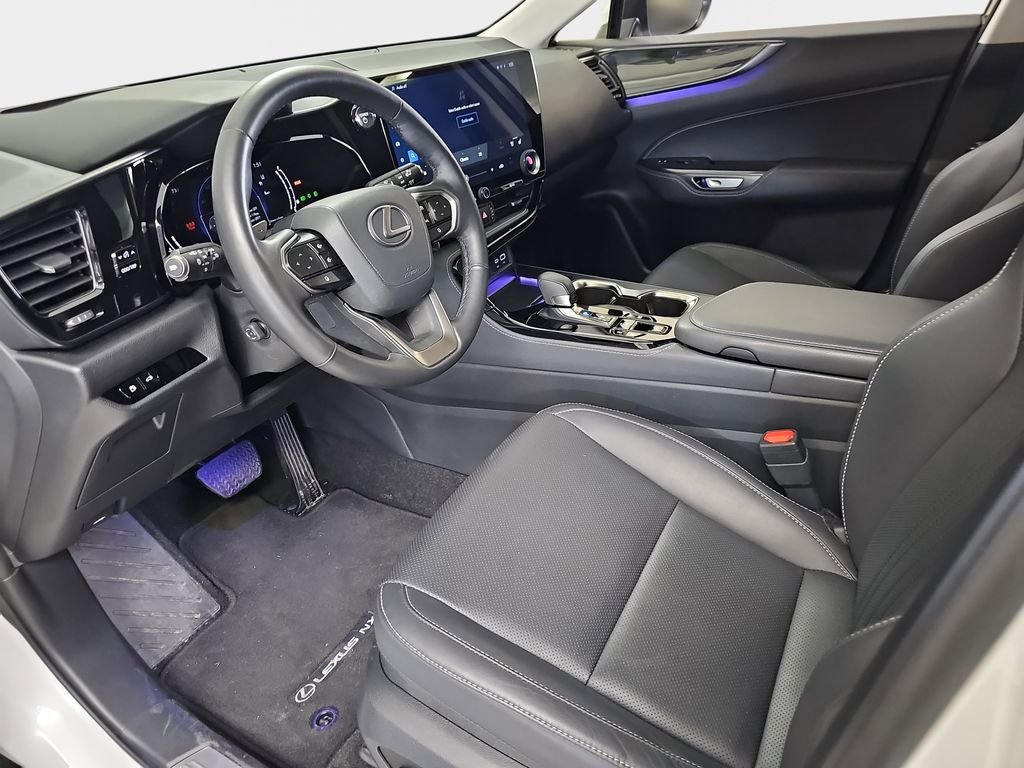 Used 2025 Lexus NX 350h AWD w/ Accessory Package (2T) image 19