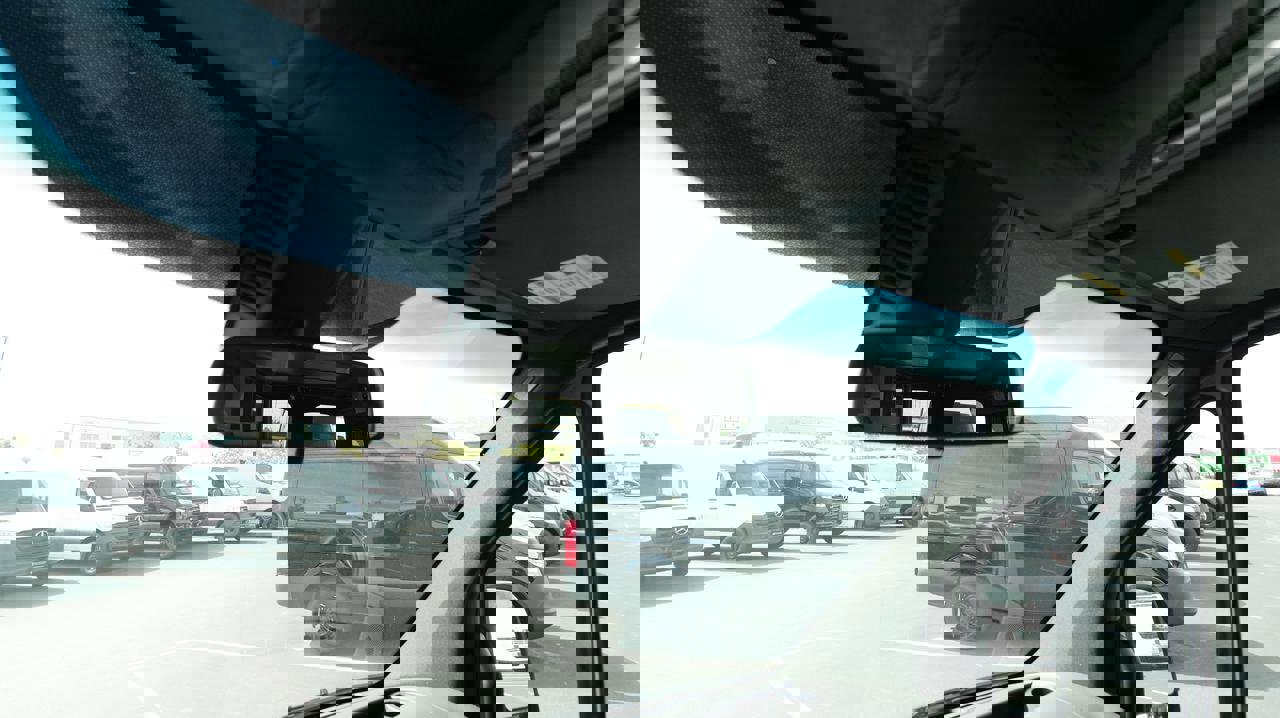 Used 2022 Mercedes-Benz Sprinter 144 Cargo image 11