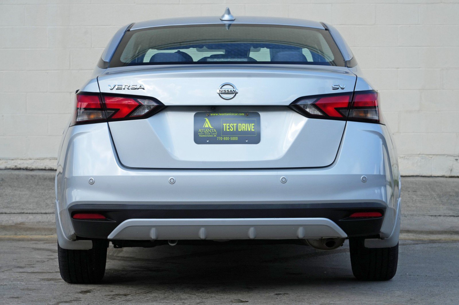 Used 2021 Nissan Versa SV FWD image 10