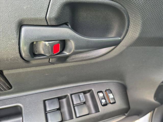 Used 2013 Scion xB FWD image 22
