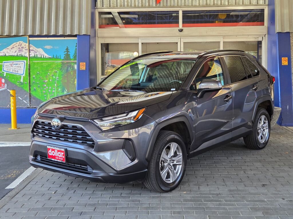 Used 2024 Toyota RAV4 XLE w/ Convenience Package image 1