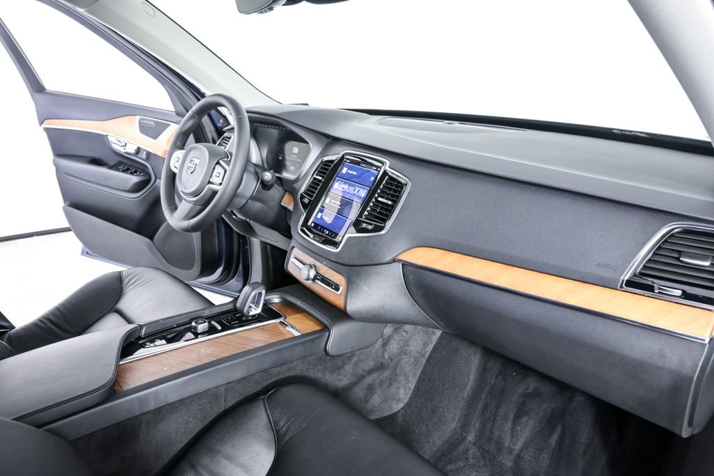 Certified 2023 Volvo XC90 B6 Plus w/ Protection Package AWD/4WD image 26