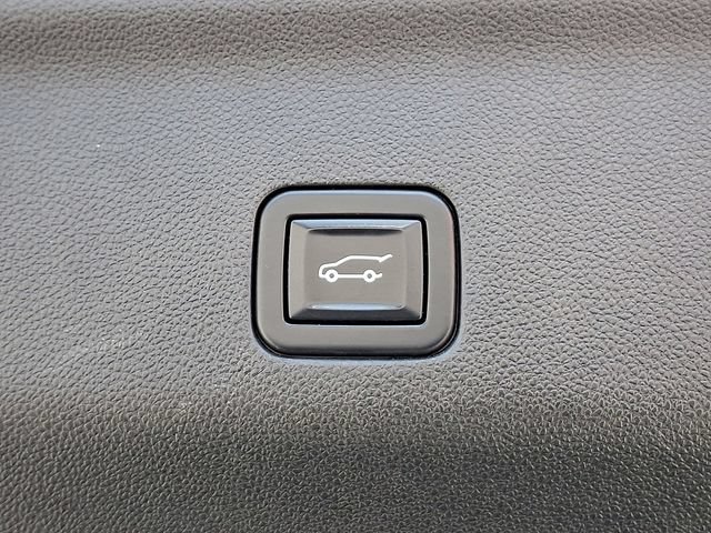 Used 2021 Chevrolet Tahoe Z71 w/ Rear Media and Nav Package AWD/4WD image 32