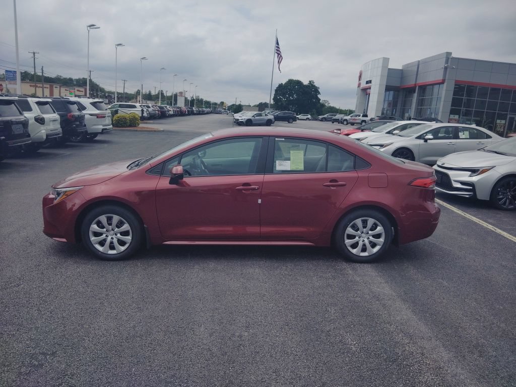 New 2026 Toyota Corolla LE FWD image 4