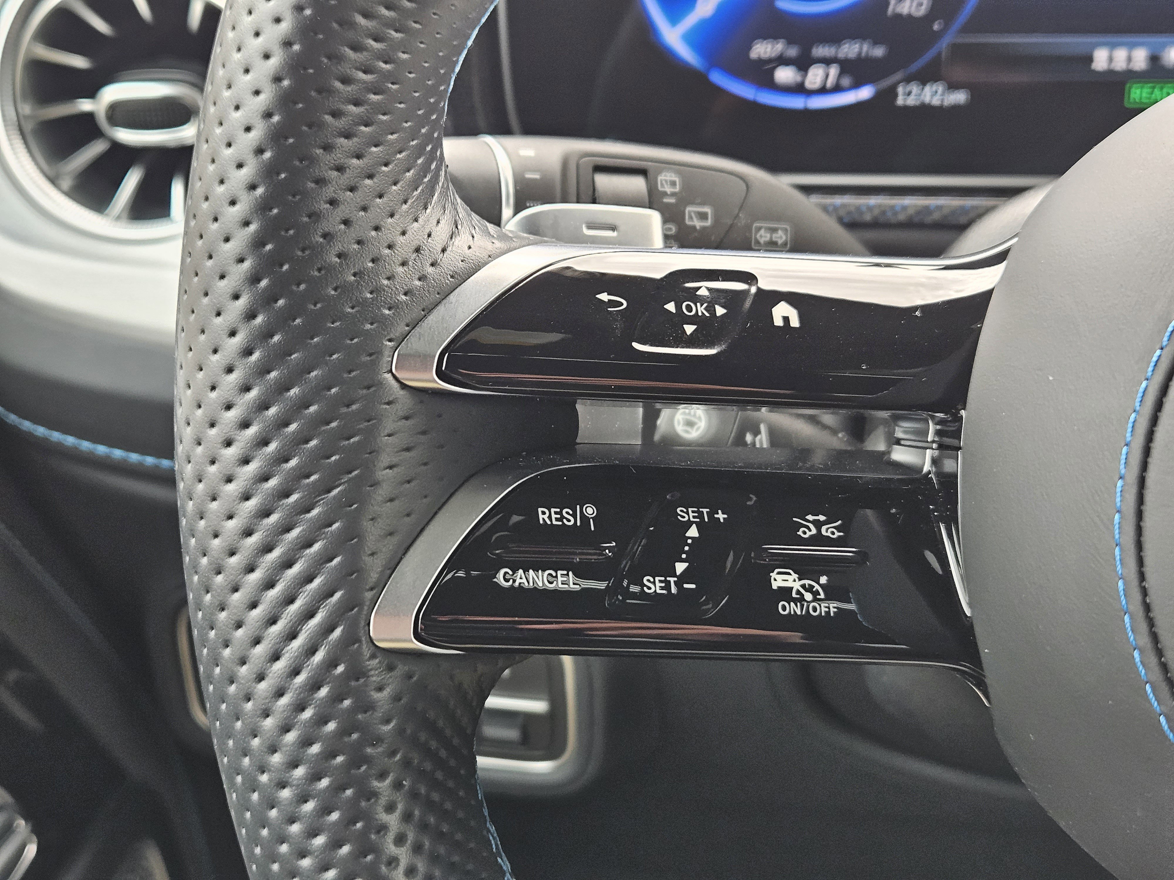 Certified 2025 Mercedes-Benz G 580 w/ EQ Technology image 27