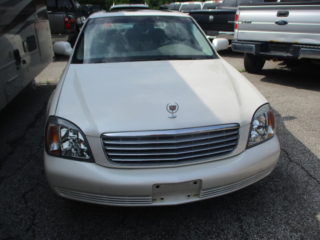 Used 2002 Cadillac De Ville w/ Comfort/Convenience Pkg FWD image 3
