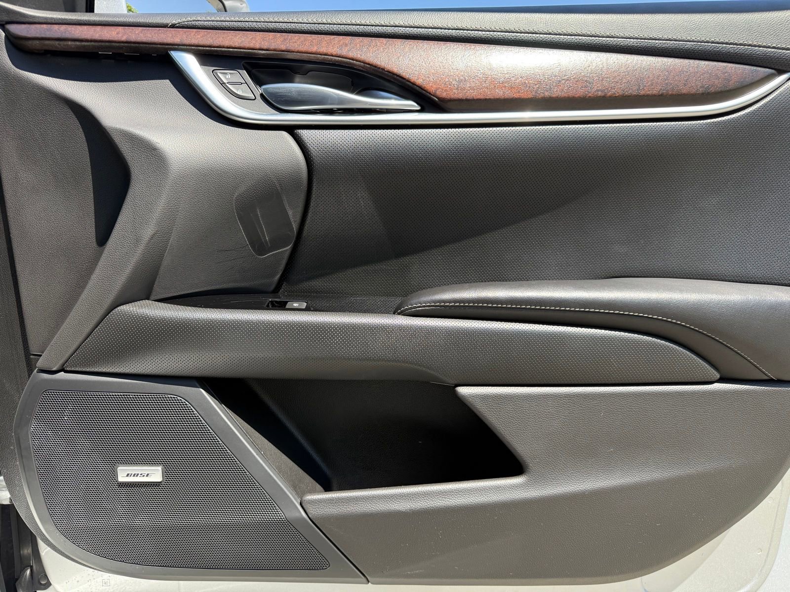 Used 2019 Cadillac XTS Luxury FWD image 43