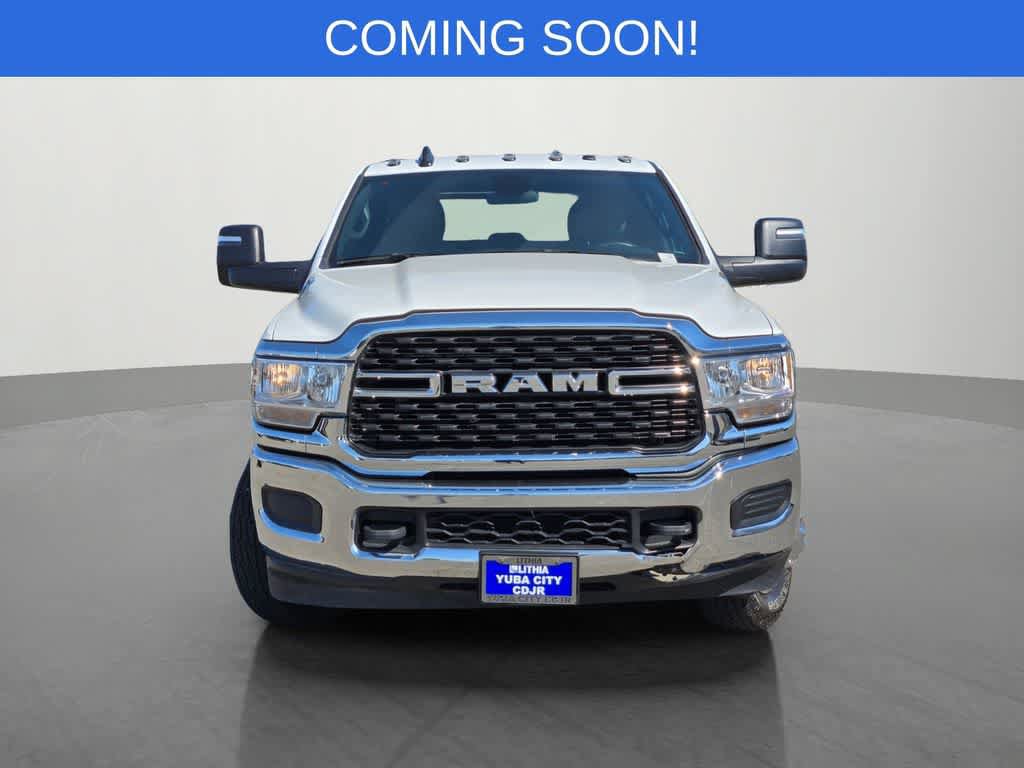 Used 2024 RAM 3500 SLT w/ Quick Order Package 2YG SLT AWD/4WD image 2