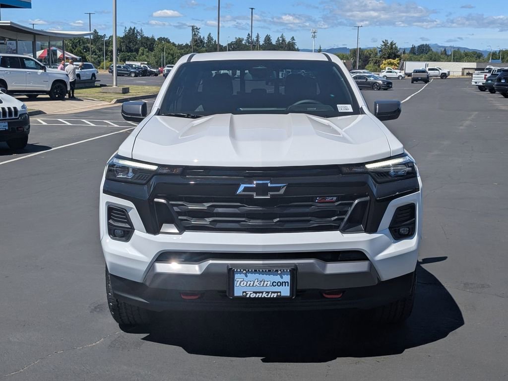 New 2025 Chevrolet Colorado Z71 image 9
