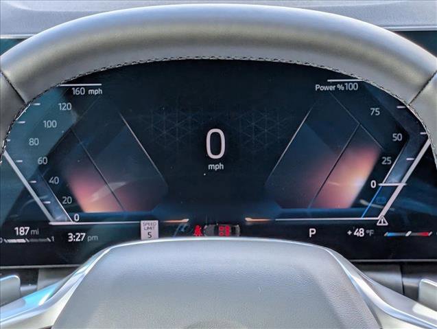 Used 2025 BMW 330i Sedan w/ Convenience Package image 11