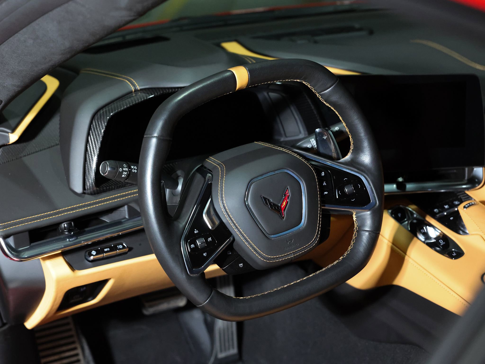 Used 2020 Chevrolet Corvette Stingray Premium Cpe w/ 3LT Preferred Equipment Group image 26