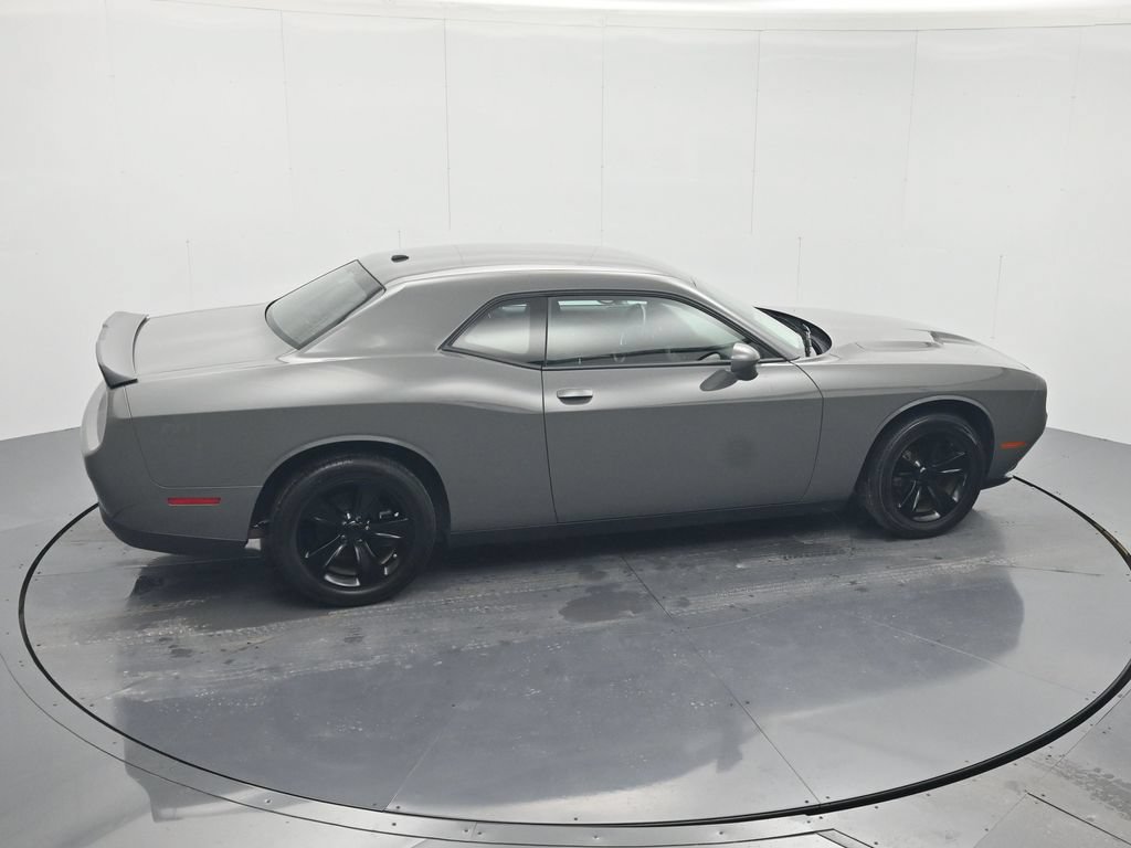 Used 2023 Dodge Challenger SXT RWD image 29
