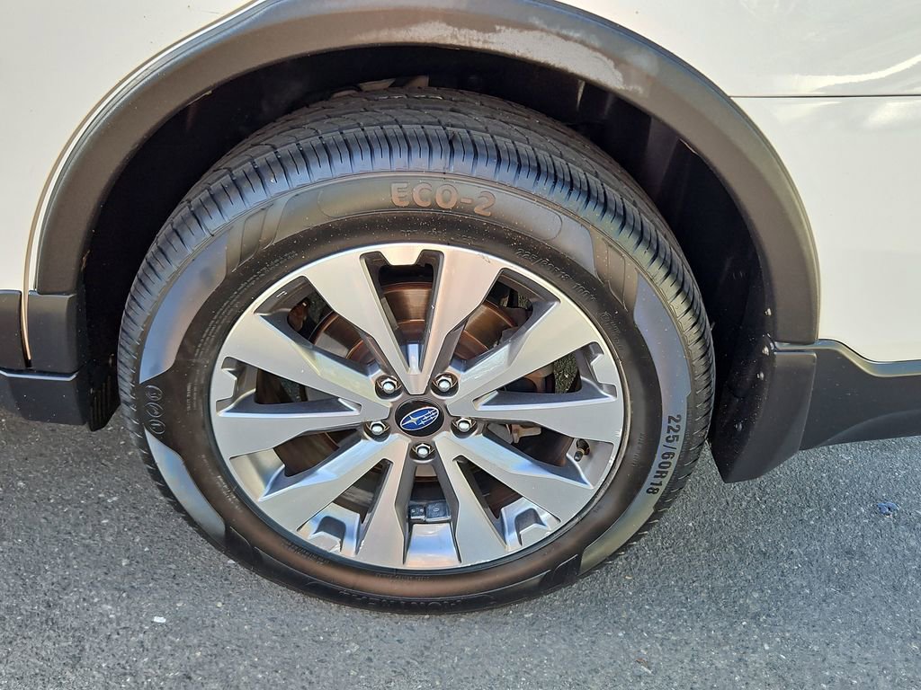 Used 2017 Subaru Outback 3.6R Touring image 36