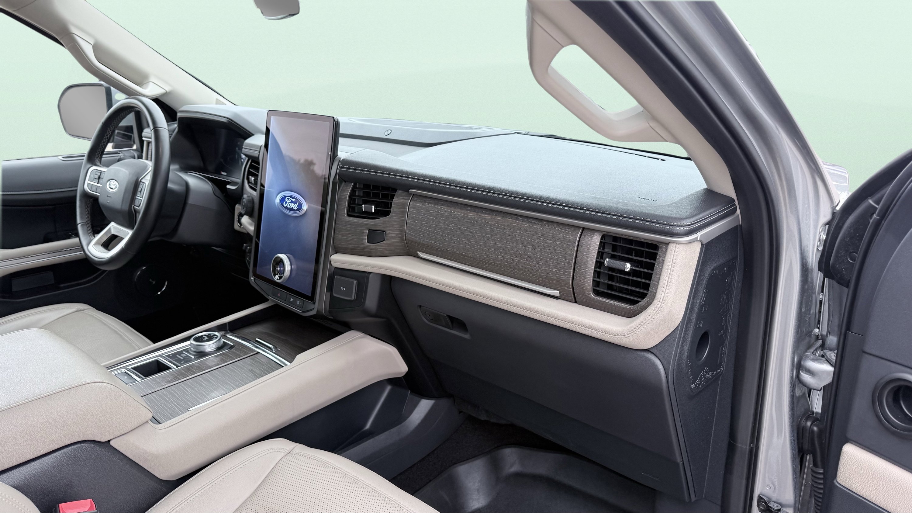 Used 2023 Ford Expedition Limited RWD image 51