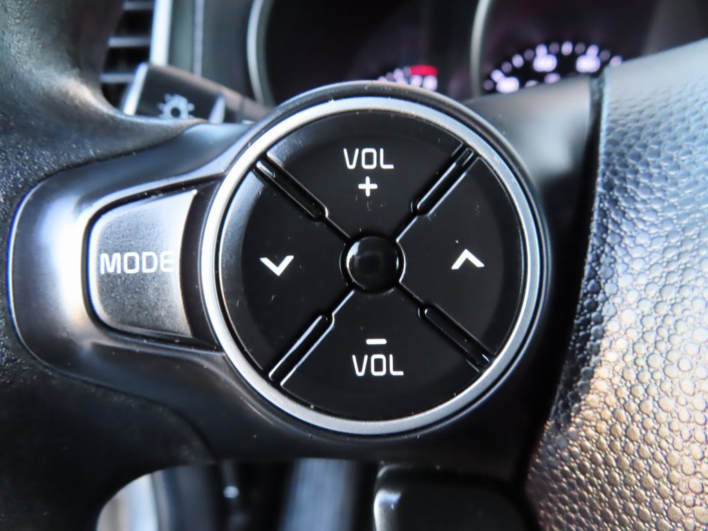 Used 2015 Kia Soul + image 17