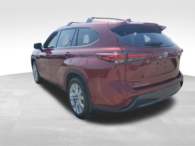 Used 2023 Toyota Highlander Limited image 7