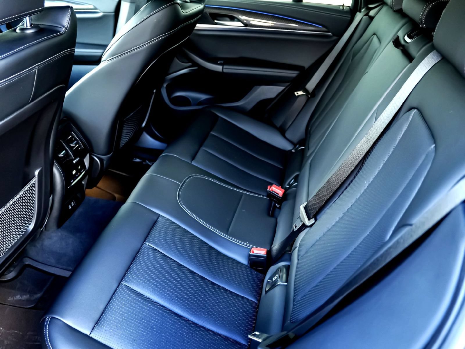 Used 2024 BMW X4 M40i w/ Premium Package AWD/4WD image 33