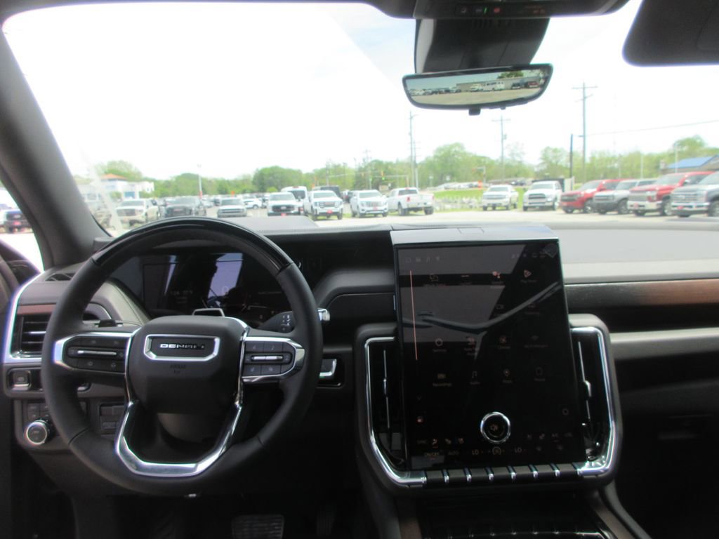 New 2026 GMC Yukon Denali AWD/4WD image 17
