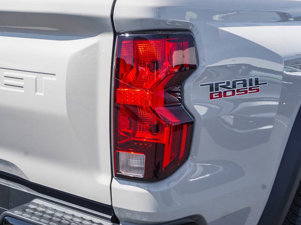 New 2026 Chevrolet Colorado Trail Boss AWD/4WD image 7