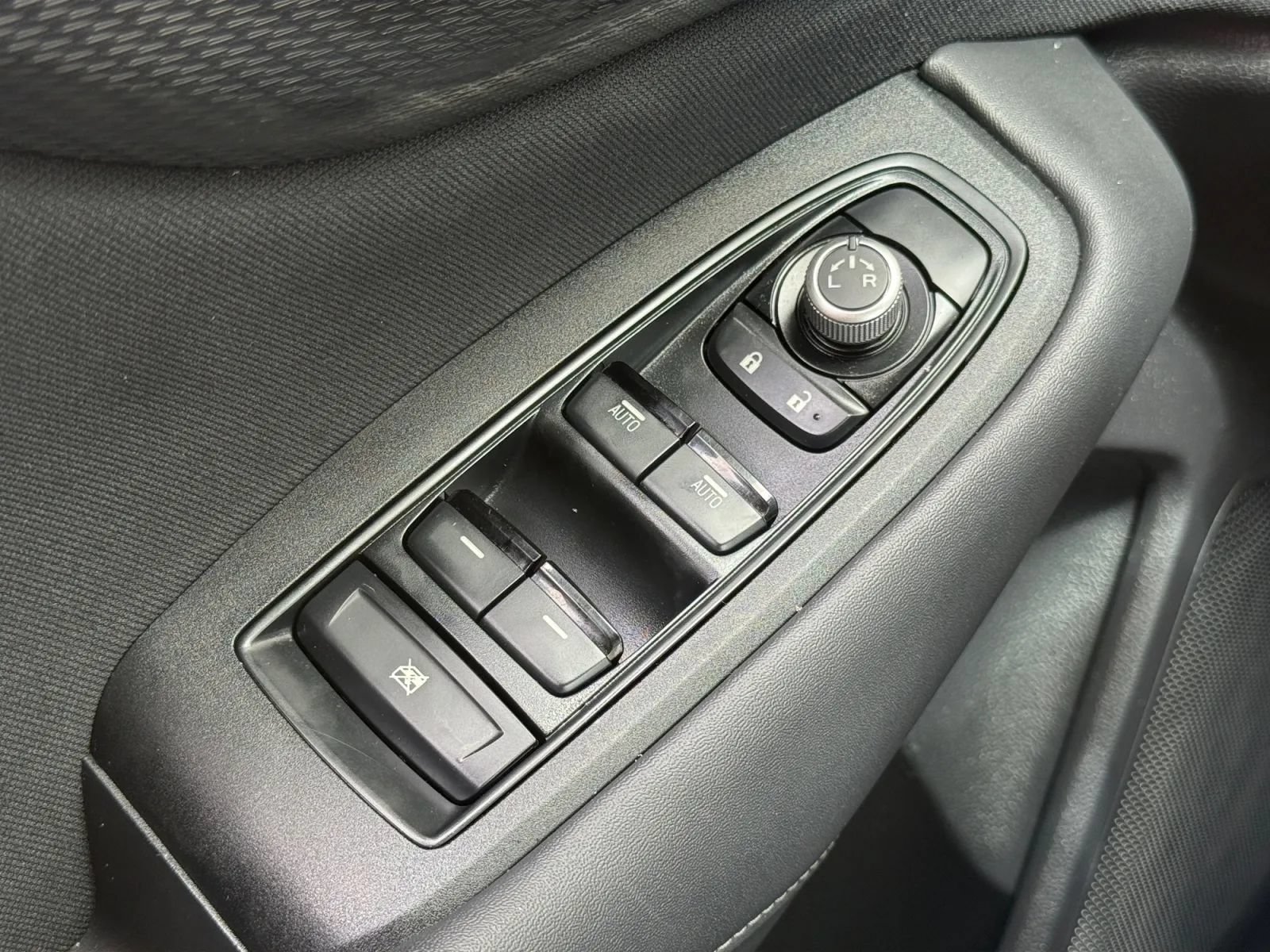 Used 2024 Subaru Outback Premium AWD/4WD image 39