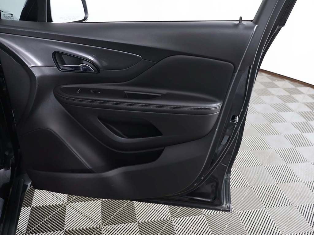Used 2020 Buick Encore Preferred w/ Safety Package FWD image 20