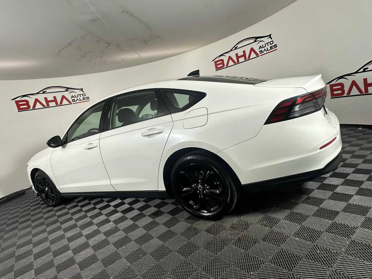 Used 2025 Honda Accord SE image 7