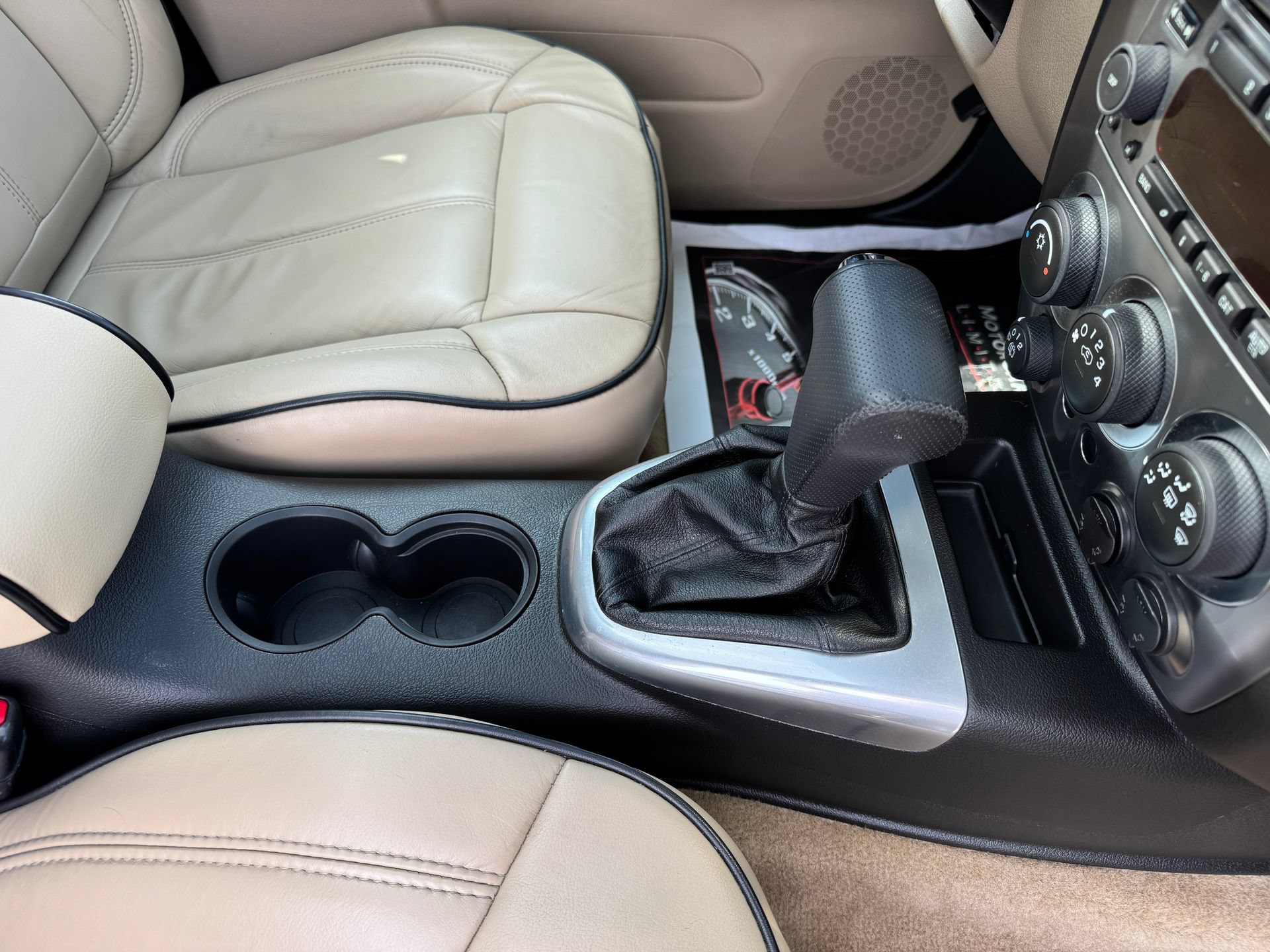Used 2009 HUMMER H3 Luxury AWD/4WD image 31