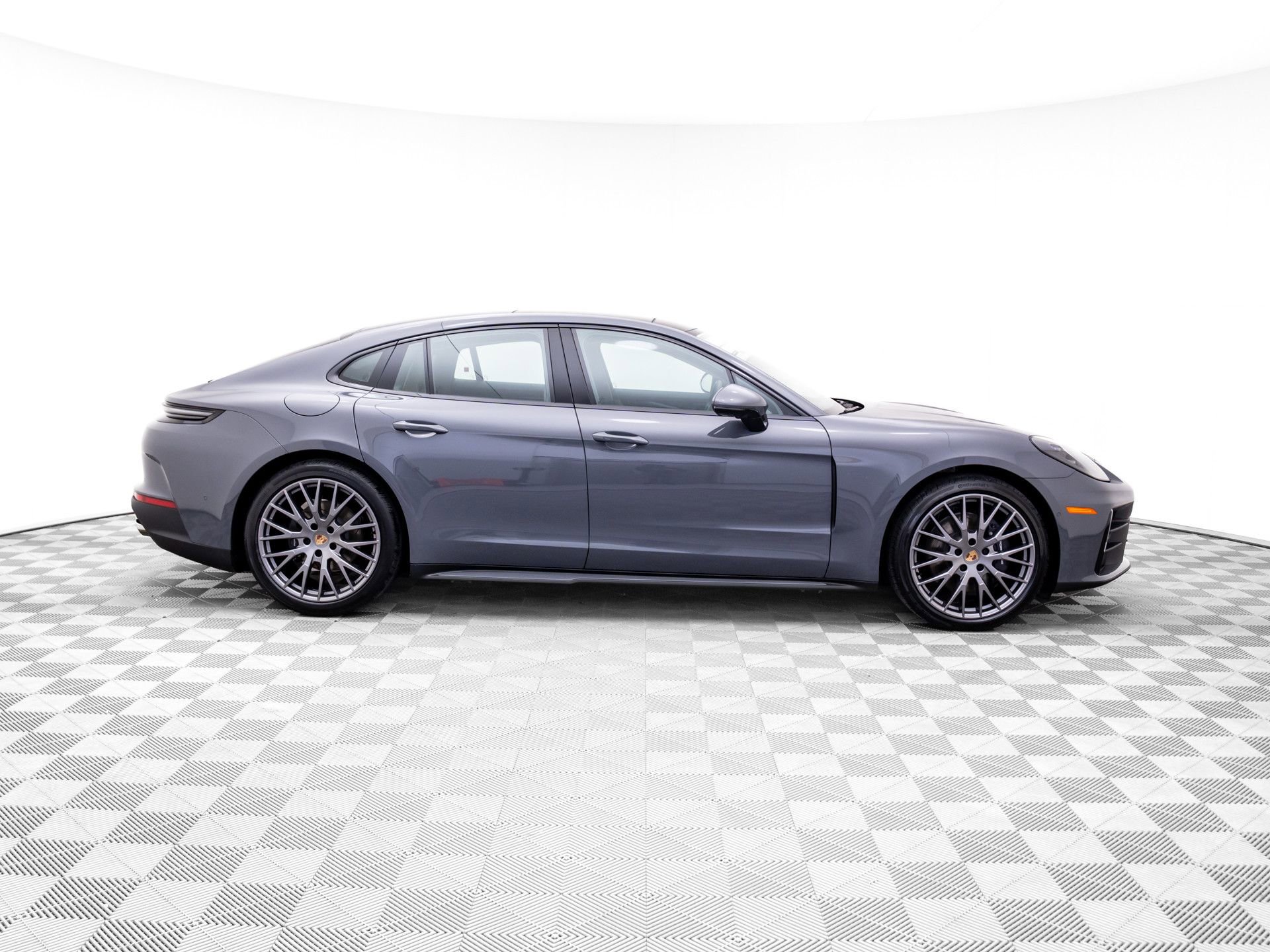 New 2026 Porsche Panamera 4 image 7