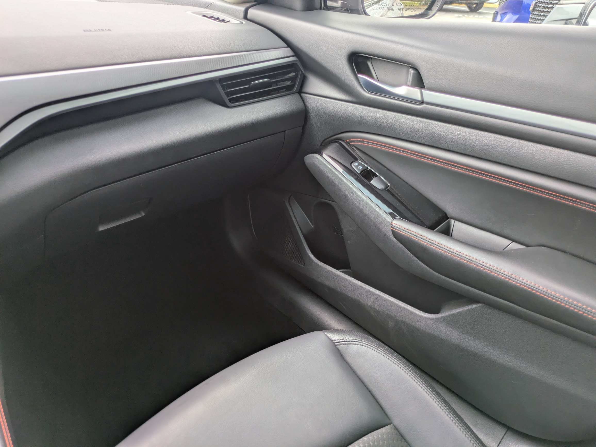 Used 2023 Nissan Altima 2.5 SR FWD image 10