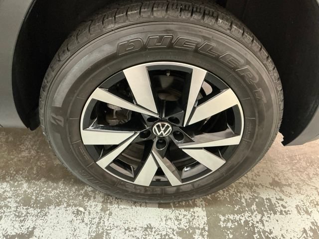 Used 2021 Volkswagen Atlas Cross Sport SE FWD image 10