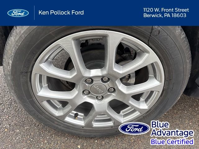 Used 2022 Jeep Compass Latitude image 12