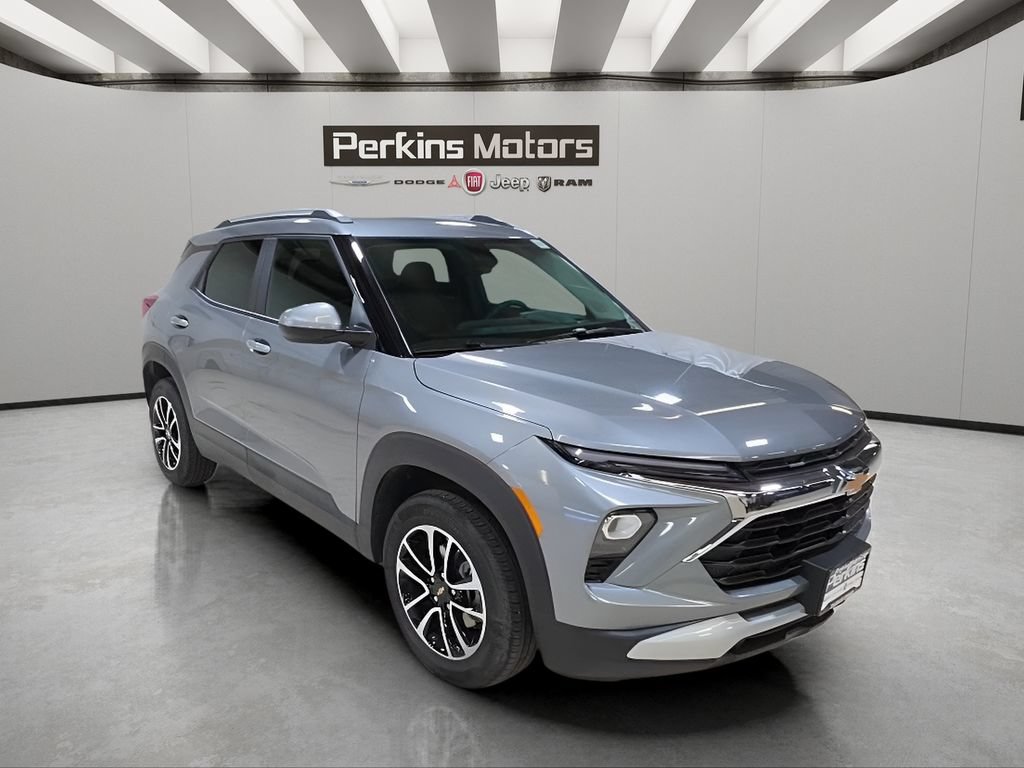 Used 2026 Chevrolet TrailBlazer LT AWD/4WD image 8