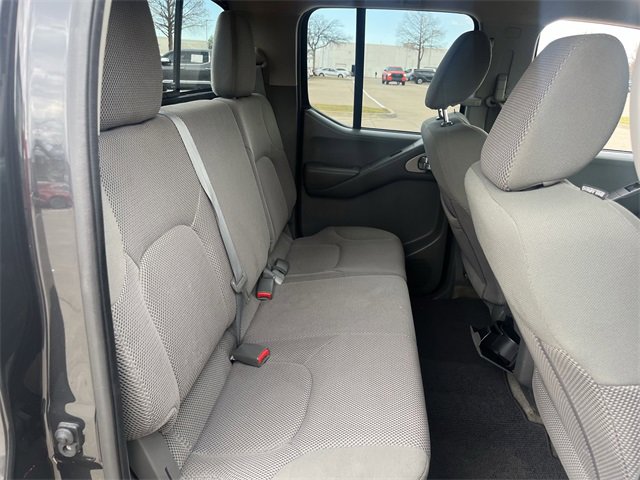 Used 2015 Nissan Frontier SV w/ SV Value Truck Package image 30