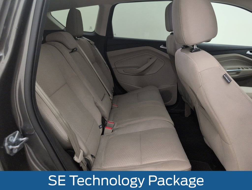 Used 2017 Ford Escape SE w/ Equipment Group 201A FWD image 16
