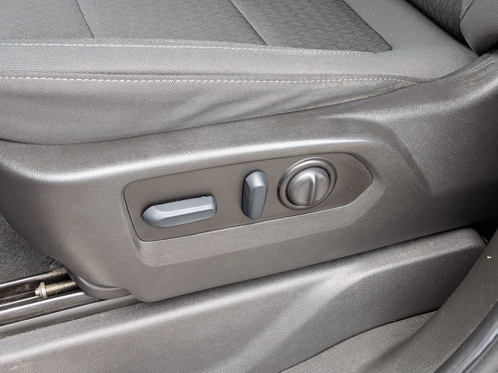 Used 2022 Chevrolet Silverado 2500 LT w/ All Star Edition image 11