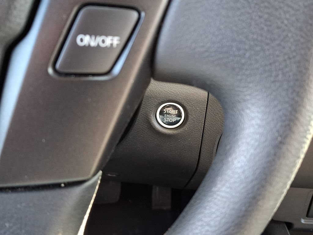 Used 2024 Nissan Frontier SV AWD/4WD image 24
